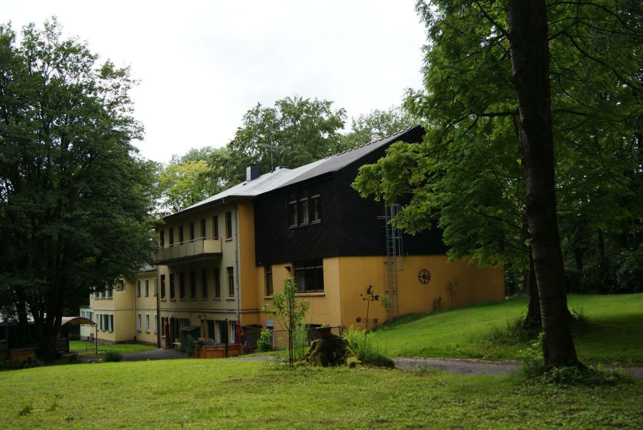Zimmerfrei Wuppertal Kronenberg Exterior foto